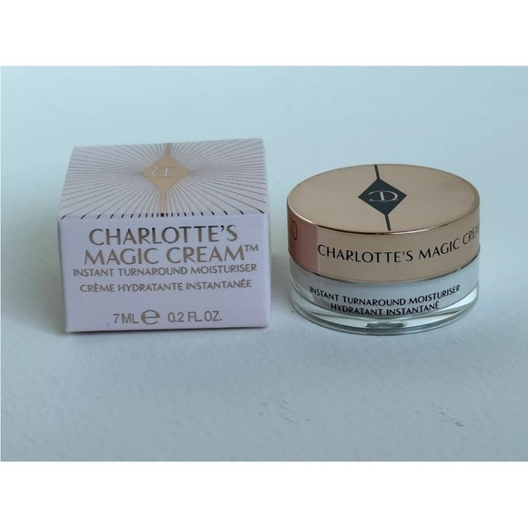 NEW Charlotte Tilbury 4 Piece Magic Cream Mascara Lip Blur Setting Spray Pouch - Picture 5 of 16